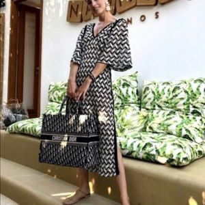 Zara Two Toned Knit Kaftan